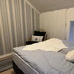 Lägenhet Ny Gårdsleilighet I Nevlunghavn