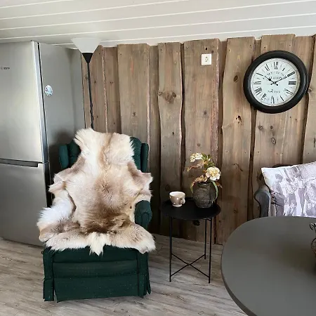 Lägenhet Ny Gårdsleilighet I Nevlunghavn