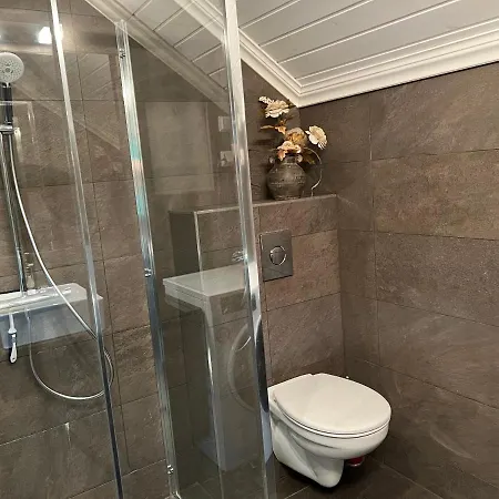 Ny Gårdsleilighet I Nevlunghavn Lägenhet *