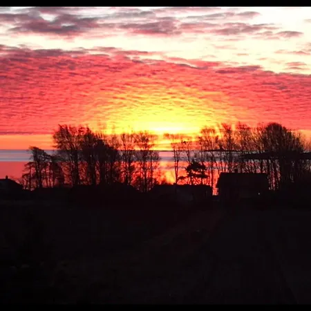 Ny Gårdsleilighet I Nevlunghavn Lägenhet